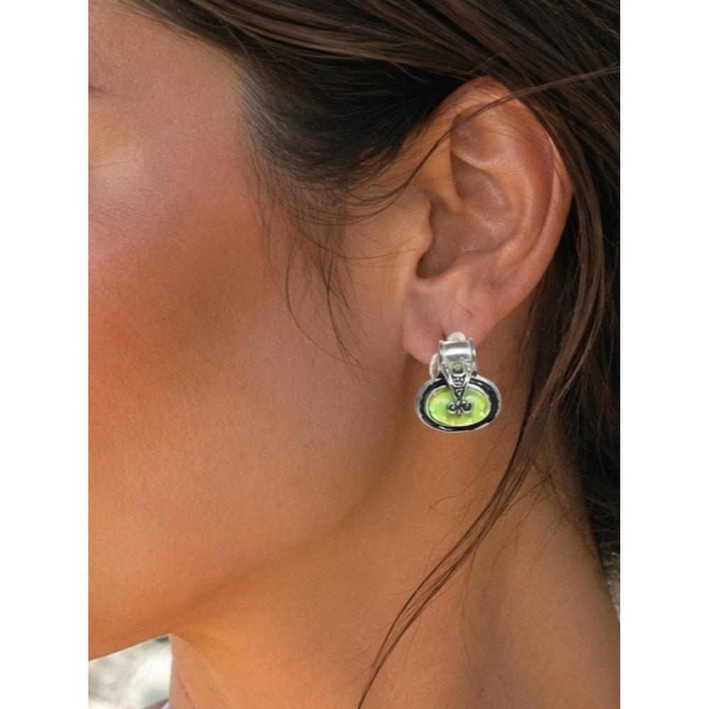 Vintage Art Deco Revival Iridescent Green Glass Clip On Earrings Black Enamel